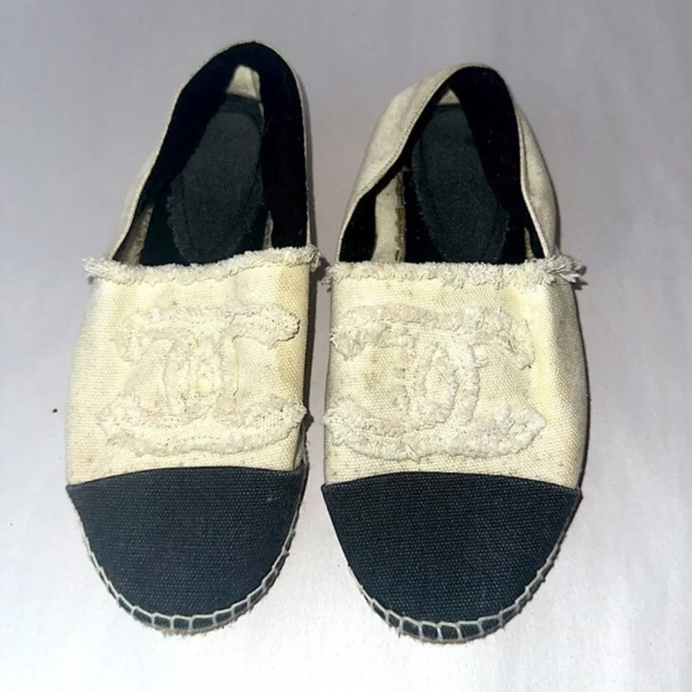 Used channel‎ tan CLOTH ESPADRILLES size 8